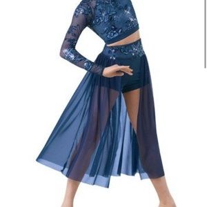 Dance Costume, Navy, Weissman, size MC,  two piece crop top with shorts/skirt